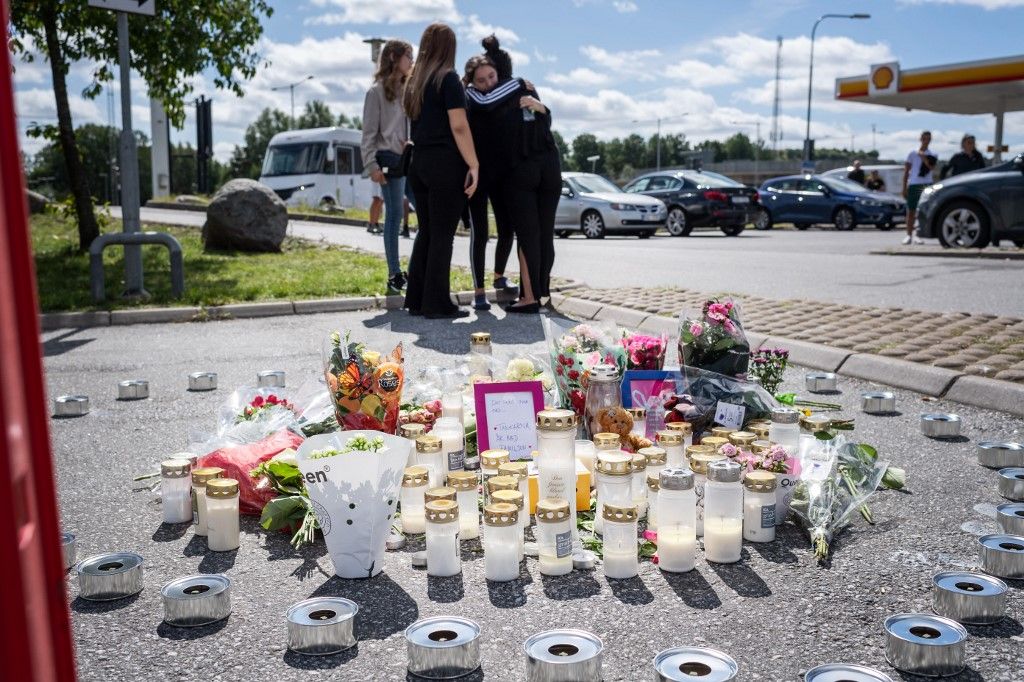 12-YEAR-OLD KILLED IN DRIVE-BY SHOOTING
Flowers and candles at the site where a 12-year-old girl was shot dead by a stray bullet in a drive-by shooting at a petrol station in Norsborg, Botkyrka, south of  Stockholm, on August 03, 2020. The killing has been described as a gang shootout.
Photo: Stina Stjernkvist / TT code 11610 (Photo by Stina Stjernkvist / TT NEWS AGENCY / TT News Agency via AFP)