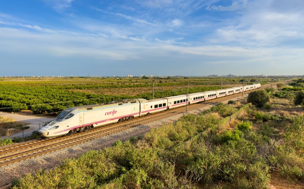 High-speed,Ave,Train,In,Motion,On,Valencia,High-speed,Railway.,Spanish Talgo
