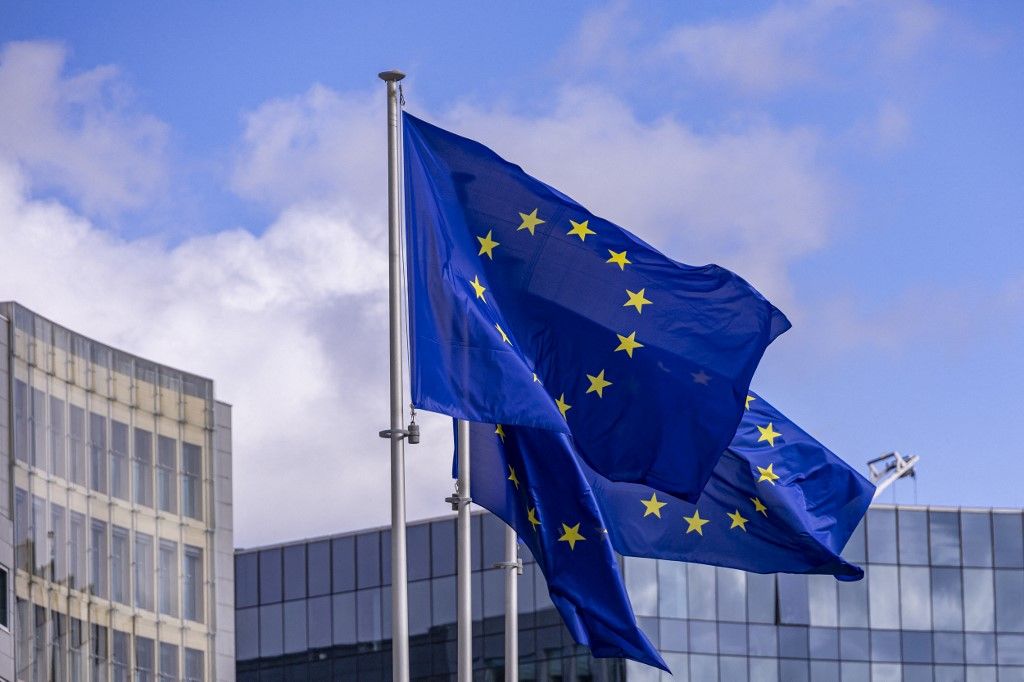 EU Flags In Brussels
soros elnökség
Európai Unió