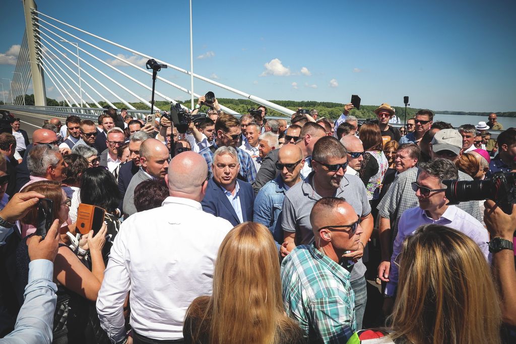 Az eseményen beszédet mondott Orbán Viktor miniszterelnök, Filvig Géza Kalocsa polgármestere, Szabó Péter, Paks polgármestere és Bábel Balázs érsek.