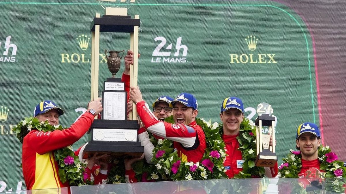 Maratoni versenyt nyert a Ferrari