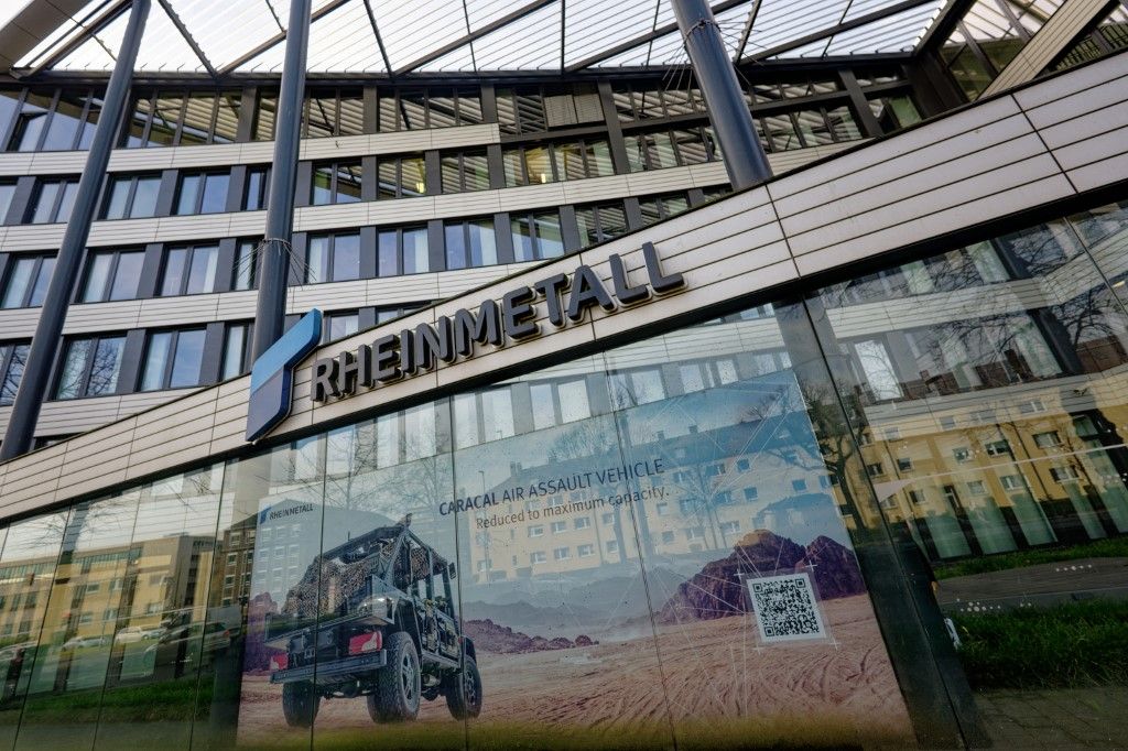 14 March 2024, North Rhine-Westphalia, Duesseldorf: The Rheinmetall AG logo can be seen on the facade of an administration building. Germany's largest defense contractor Rheinmetall intends to significantly accelerate its growth course this year. As the company announced in Düsseldorf on Thursday, sales rose by 12 percent last year to around 7.2 billion euros and net profit by nine percent to 0.6 billion euros. Photo: Henning Kaiser/dpa (Photo by HENNING KAISER / DPA / dpa Picture-Alliance via AFP)e