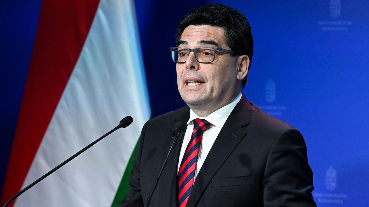 A szaktárca is reagált a példátlan büntetésre: Brüsszel új szintre emelte támadásait Magyarországgal szemben