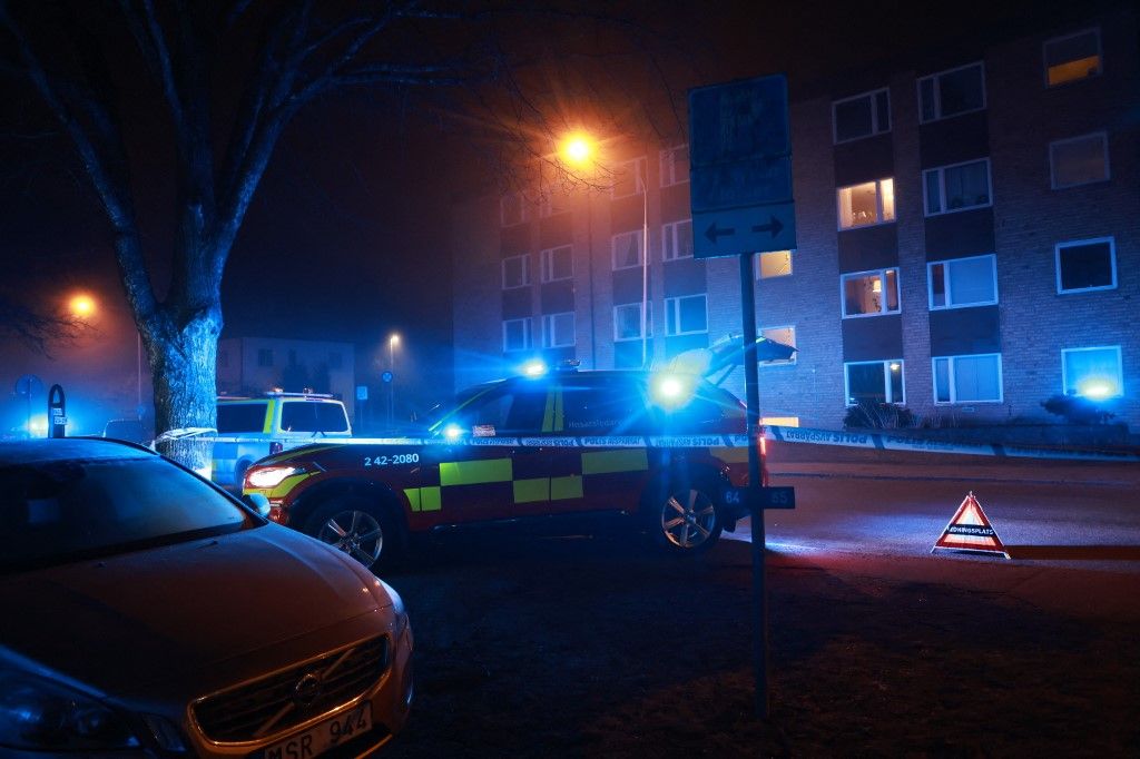 SWEDEN LINKÖPING EXPLOSION
Swedish police are investigating an explosion in the stairwell to an apartment building in Johannelund in Linköping, Sweden, on March 07, 2024.
Photo: Jeppe Gustafsson/TT/Code 71500 (Photo by JEPPE GUSTAFSSON / TT NEWS AGENCY / TT News Agency via AFP)