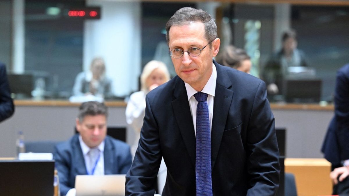 Zsarolás helyett pénzt, ezt kérte Magyarországnak Luxemburgban Varga Mihály