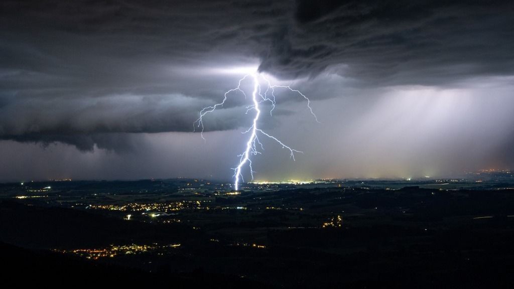 Storms in Bavaria
időjárás
vihar