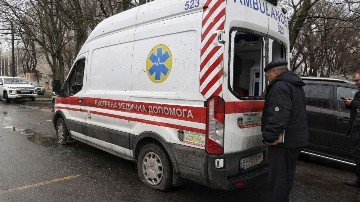 Ukrán katonák ukrán mentőket ejtettek foglyul, azonnal vitték volna őket a seregbe