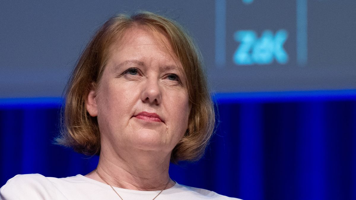 Magányos fiatalokat mentene a német családügyi miniszter