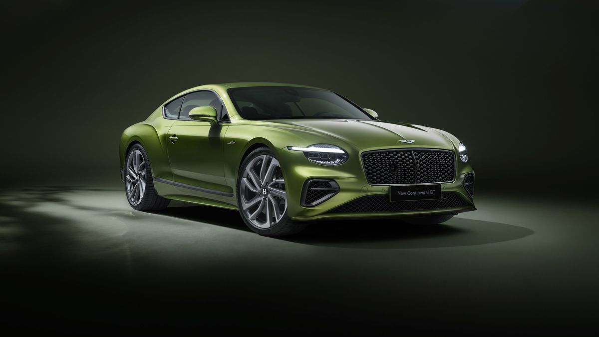 A Bentley összerakott egy 782 lóerős plug-in hibrid gépszörnyet
