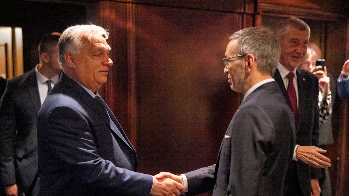 Hivatalos: Orbán Viktorral új jobboldali szövetség született meg − videó