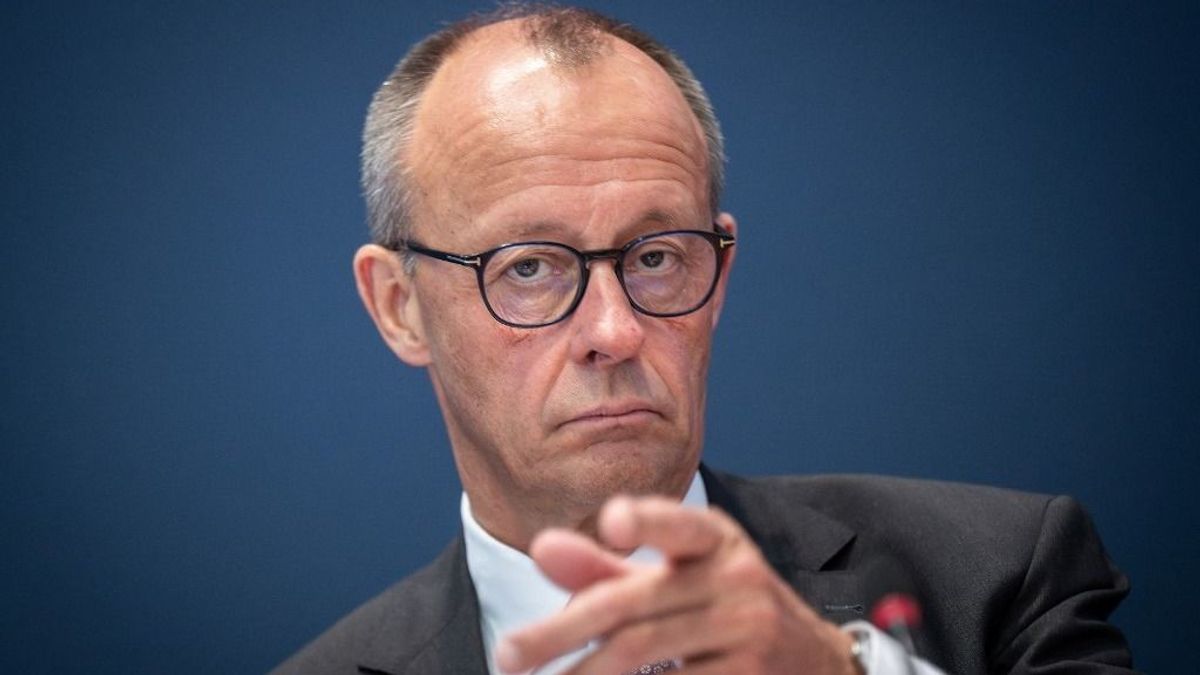 F–16-osokat is adna Ukrajnának a német ellenzék vezére
