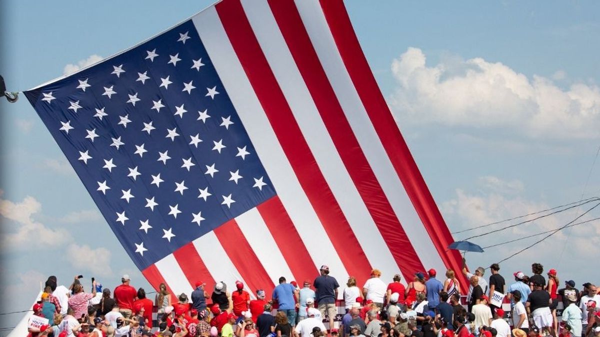 Donald Trump földcsuszamlásszerű győzelmet arathat - megszólaltak az elemzők