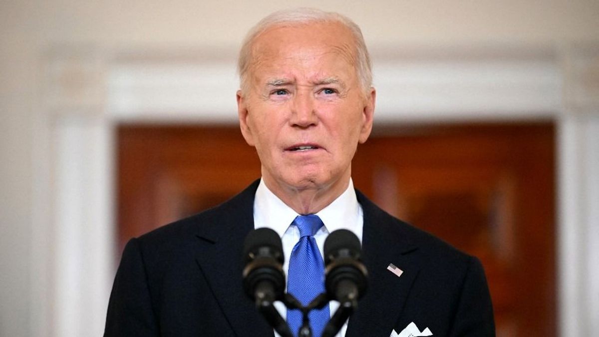 Már maga Biden is gondolkozik a visszalépésen