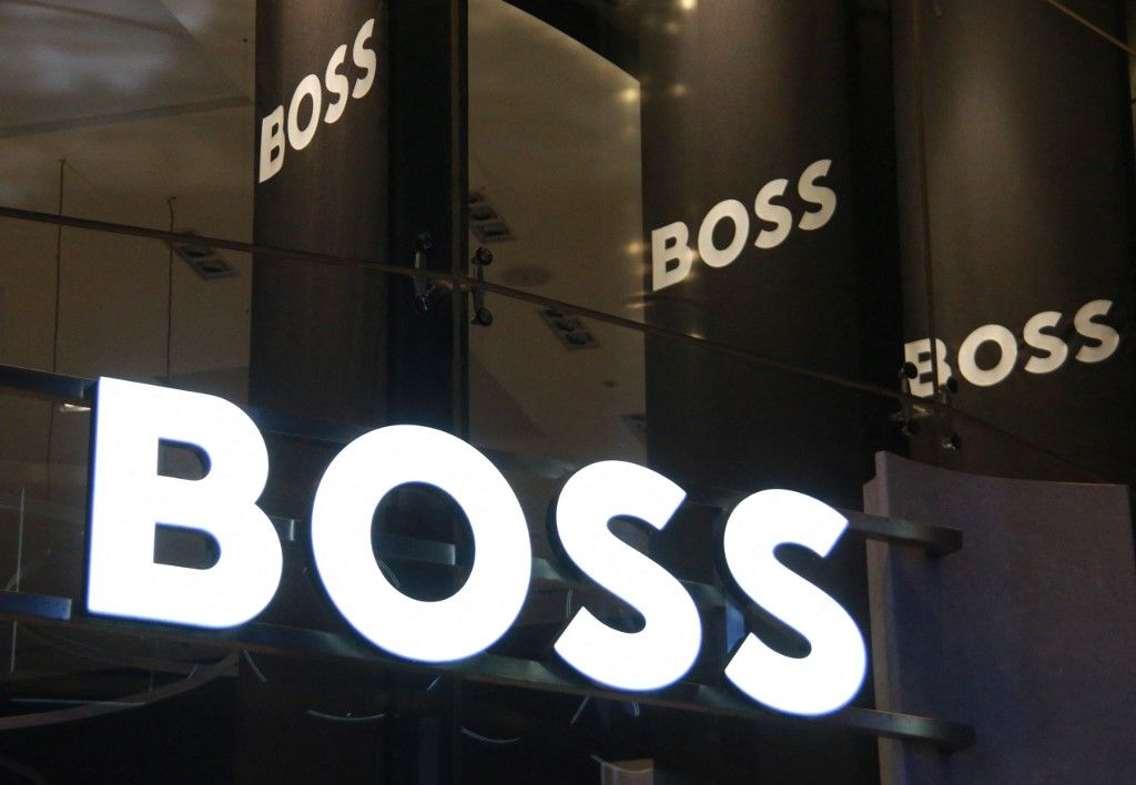 Hugo Boss, luxusipari cégek, HUGO BOSS / company logo