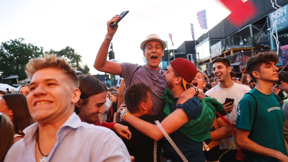 Felvételi 2024: országszerte Pont Ott Partikkal várják az eredményeket