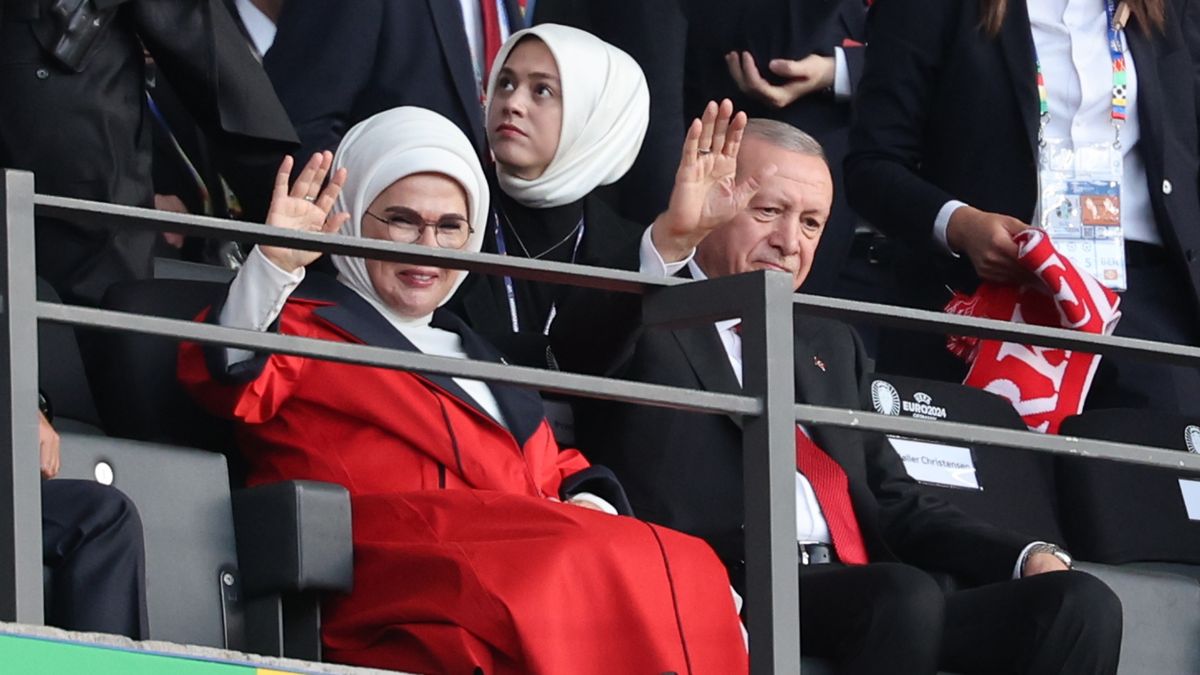 Erdogan szerint a büntetést nem Merih kapta, hanem a török nemzet