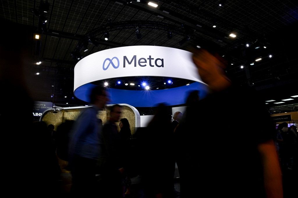 A logo of US company's Meta is displayed during the Vivatech technology startups and innovation fair, at the Porte de Versailles exhibition center in Paris, on May 22, 2024. (Photo by JULIEN DE ROSA / AFP)