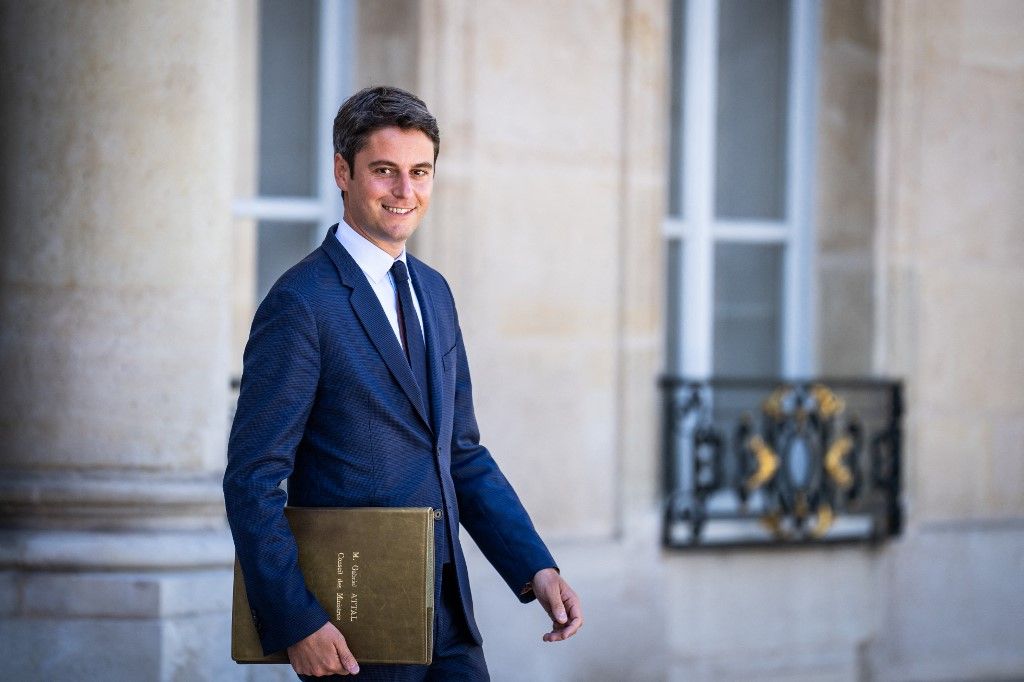 Gabriel Attal, french prime minister, on the departure from the meeting, at the end of the last council of french ministers before the resignation of the current government, in the main courtyard of the Elysee presidential palace, in Paris, FRANCE, 16 July 2024.
Gabriel Attal, premier ministre francais, lors de la sortie de la reunion, a l issue du dernier conseil des ministres avant la demission du gouvernement actuel dans la cour d honneur du palais presidentiel de l Elysee, a Paris, FRANCE, le 16 juillet 2024. (Photo by Xose Bouzas / Hans Lucas / Hans Lucas via AFP)CE