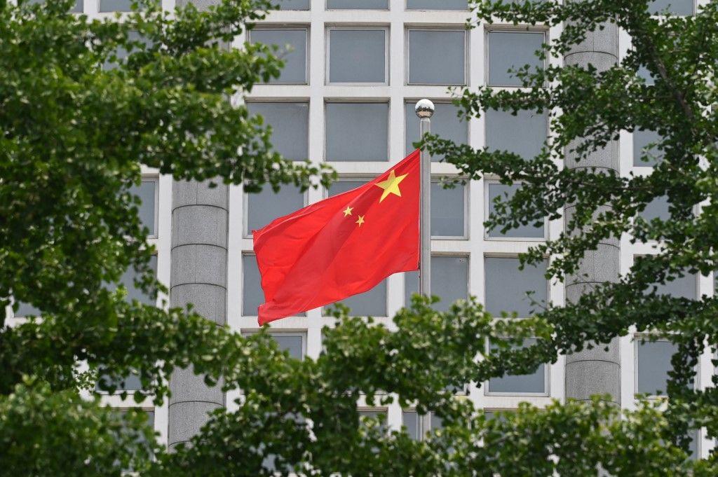 The Chinese national flag flies outside the Ministry of Foreign Affairs in Beijing on July 26, 2023. China's foreign minister Qin Gang was removed from office on July 25, state media reported, after disappearing from the public eye for a month with little explanation from the ruling Communist Party. (Photo by GREG BAKER / AFP)
Hamász-vezér