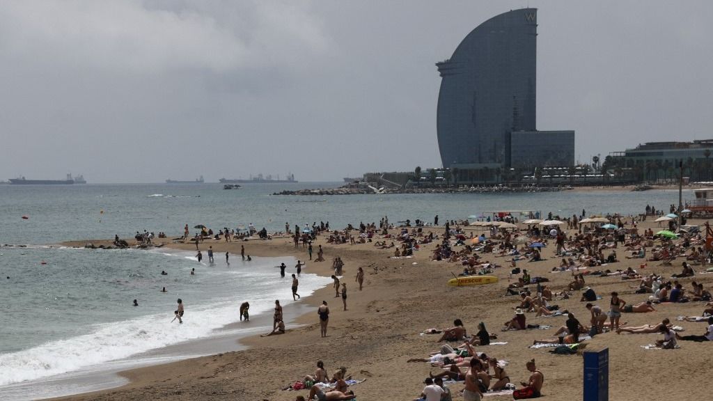 A view of the Barceloneta Beach in Barcelona, Spain on June 19, 2024. (Photo by Jakub Porzycki/NurPhoto) (Photo by Jakub Porzycki / NurPhoto / NurPhoto via AFP)