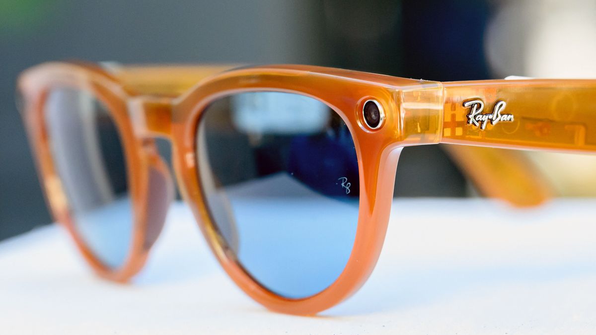 A Meta bevásárolná magát a Ray Ban gyártójába