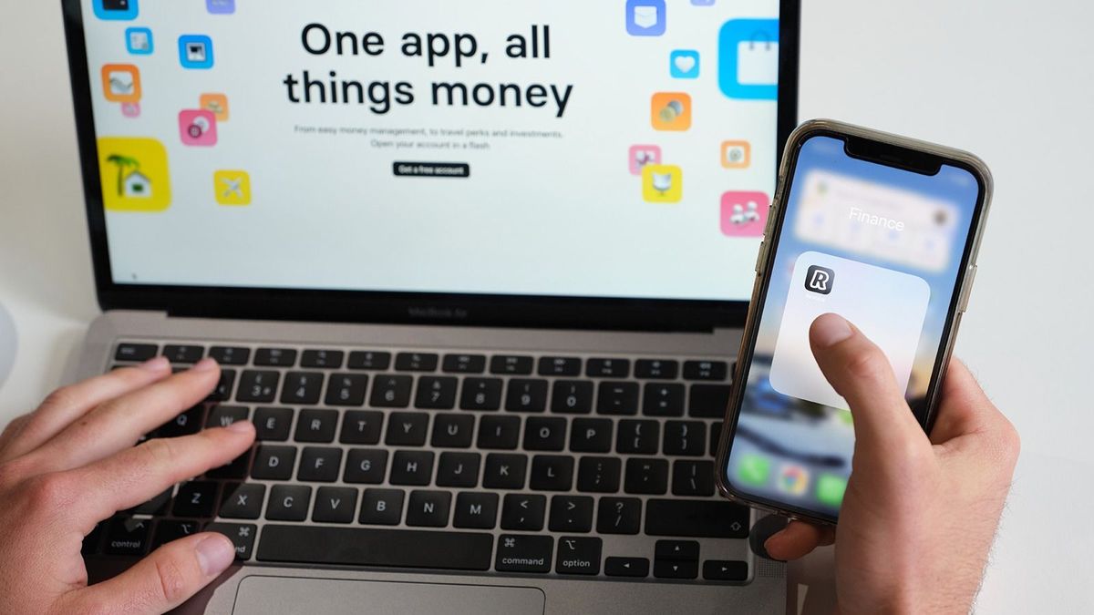 Kedvezményeket szüntet meg a Revolut