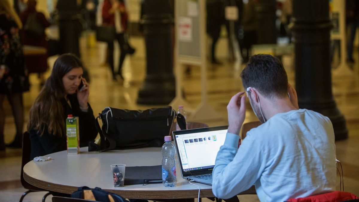 Pótfelvételi: mentőöv a sikertelenül felvételizőknek