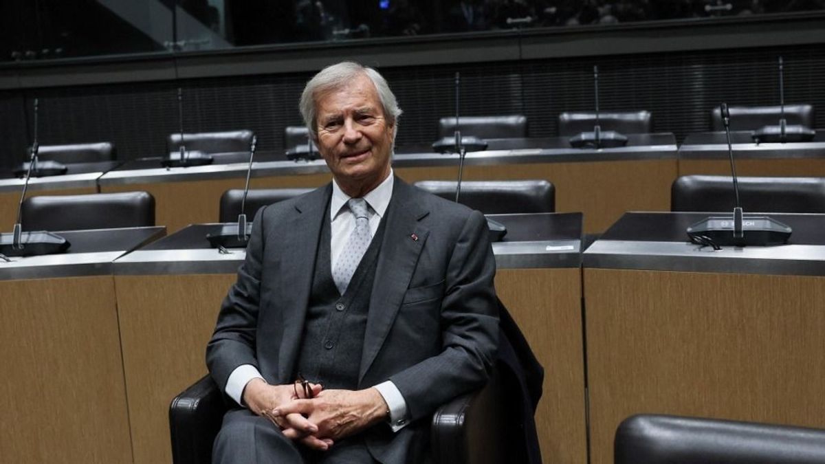 A „francia Murdoch” adja a hátszelet Le Pennek