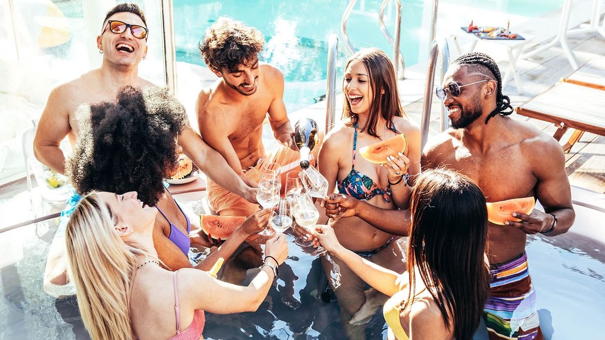 Spanyol nyaralás holtrészeg all inclusive turistákkal? Van megoldás, és nem félnek alkalmazni