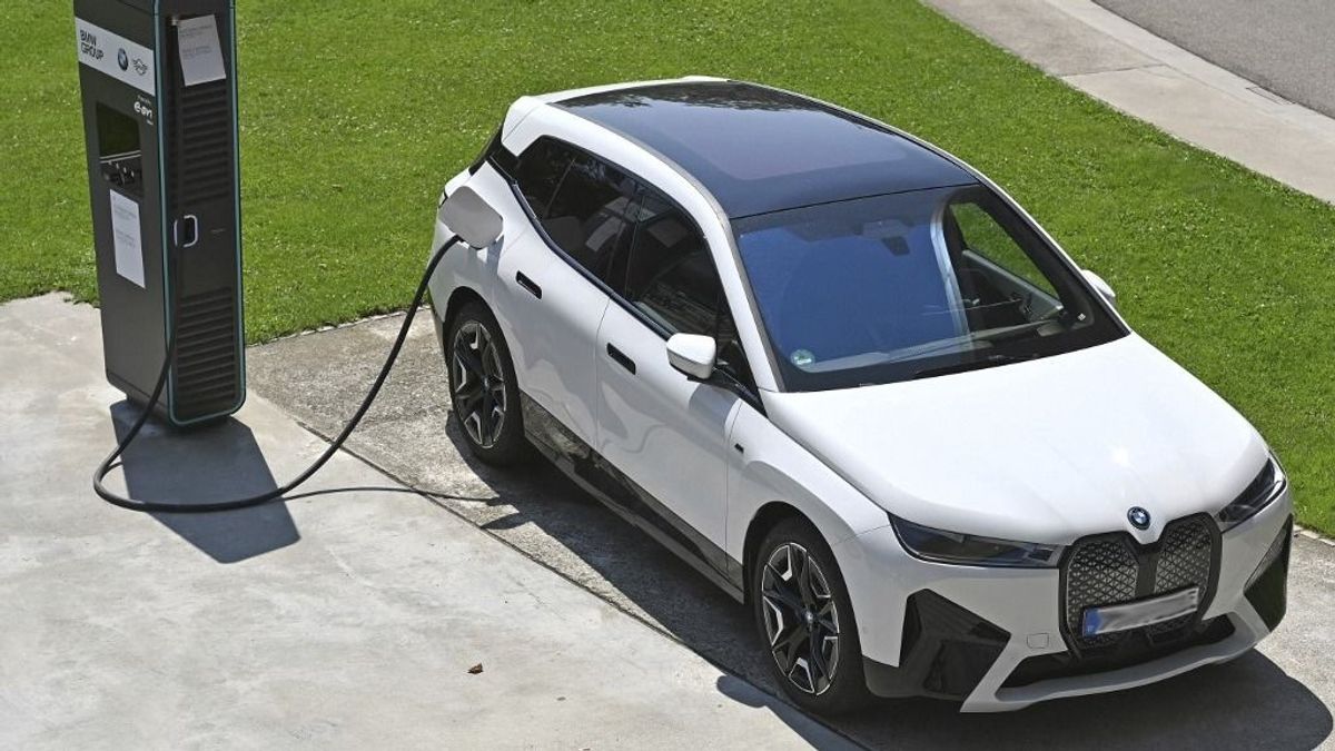 Német autógyártók: kiemelkedik a Debrecenbe tartó BMW teljesítménye