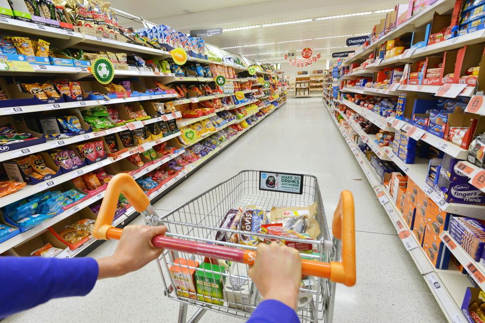 London,-,July,3:,View,Of,A,Shopping,Trolley,And