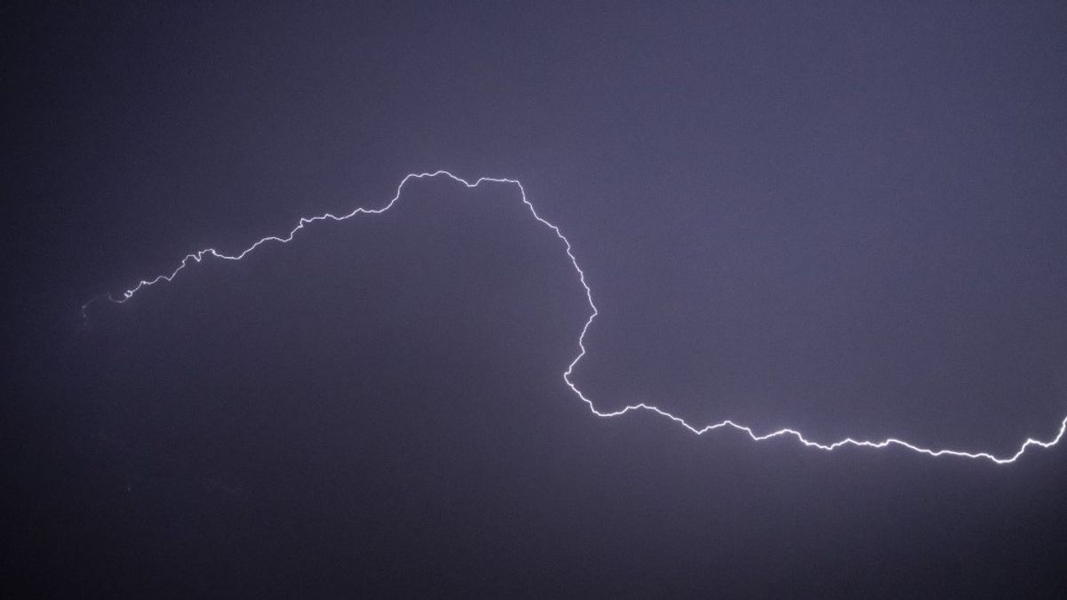 Ma még tébolyító hőség, holnap már tomboló vihar várható Horvátországban