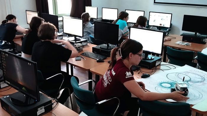 Tehetséges STEM lányok a Széchenyi Egyetemen