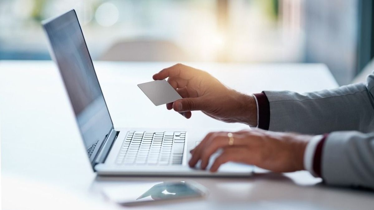 A nagymértékű díjemelések hátráltatják a pénzforgalom fejlődését