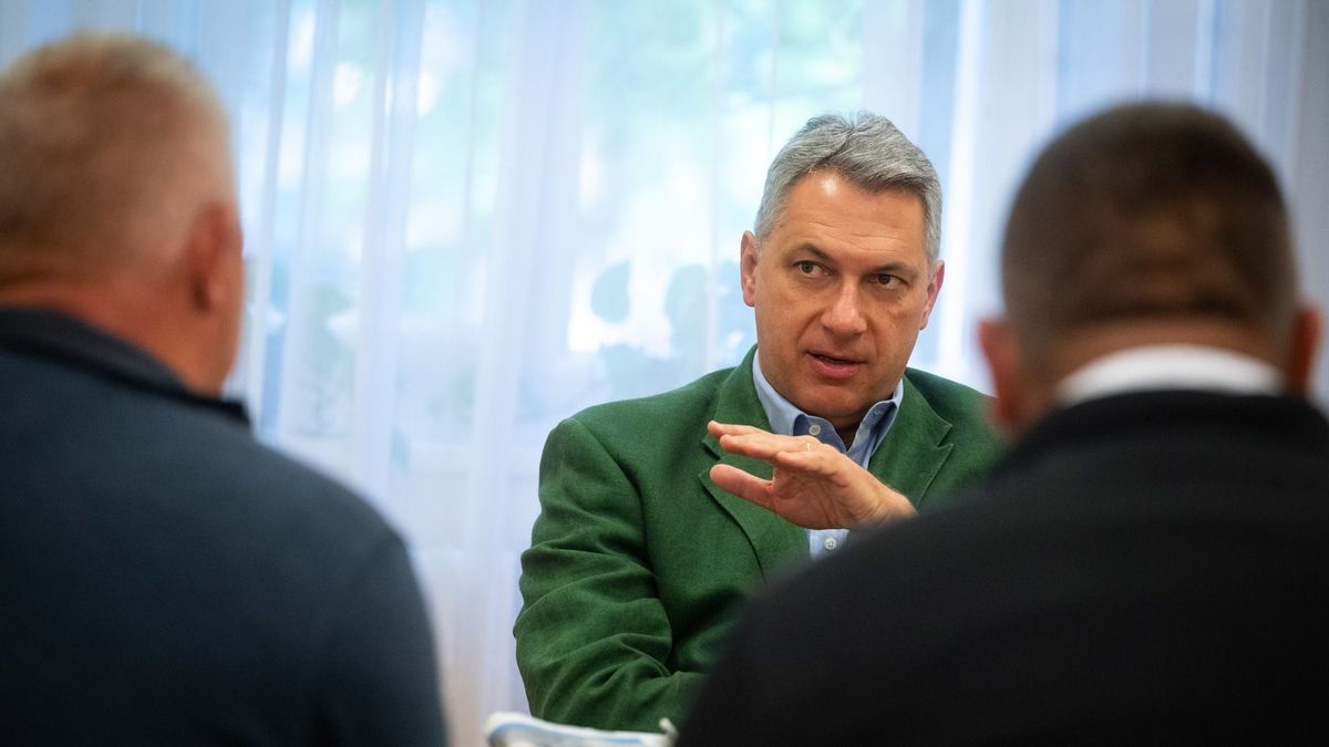 Lázár János kifakadt: a SPAR, a Lidl és az Aldi leuraltak és letaroltak mindent