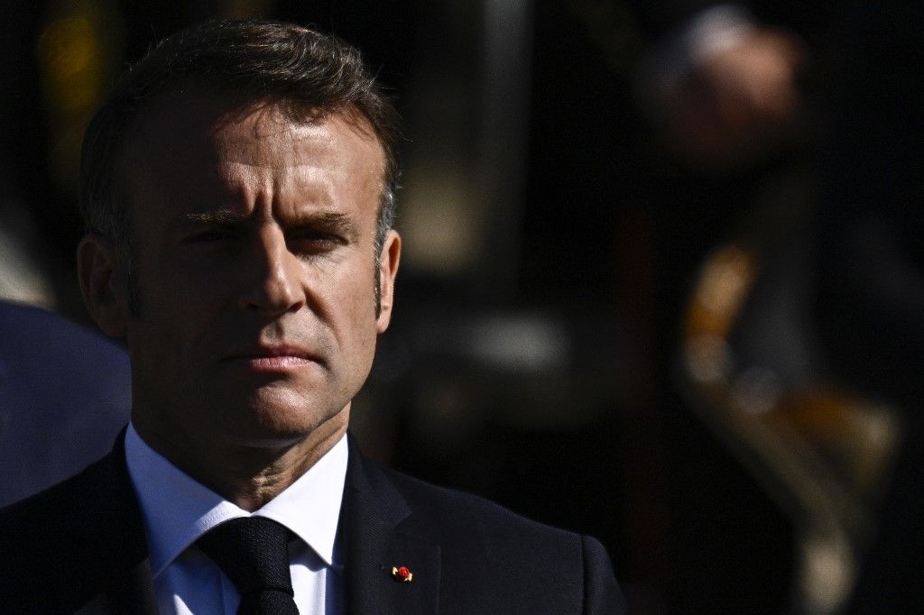 Az új miniszterelnök kinevezése Emmanuel Macron elnökön múlik.

France's President Emmanuel Macron attends the Bastille Day military parade on the Avenue Foch, in Paris on July 14, 2024. (Photo by JULIEN DE ROSA / AFP)