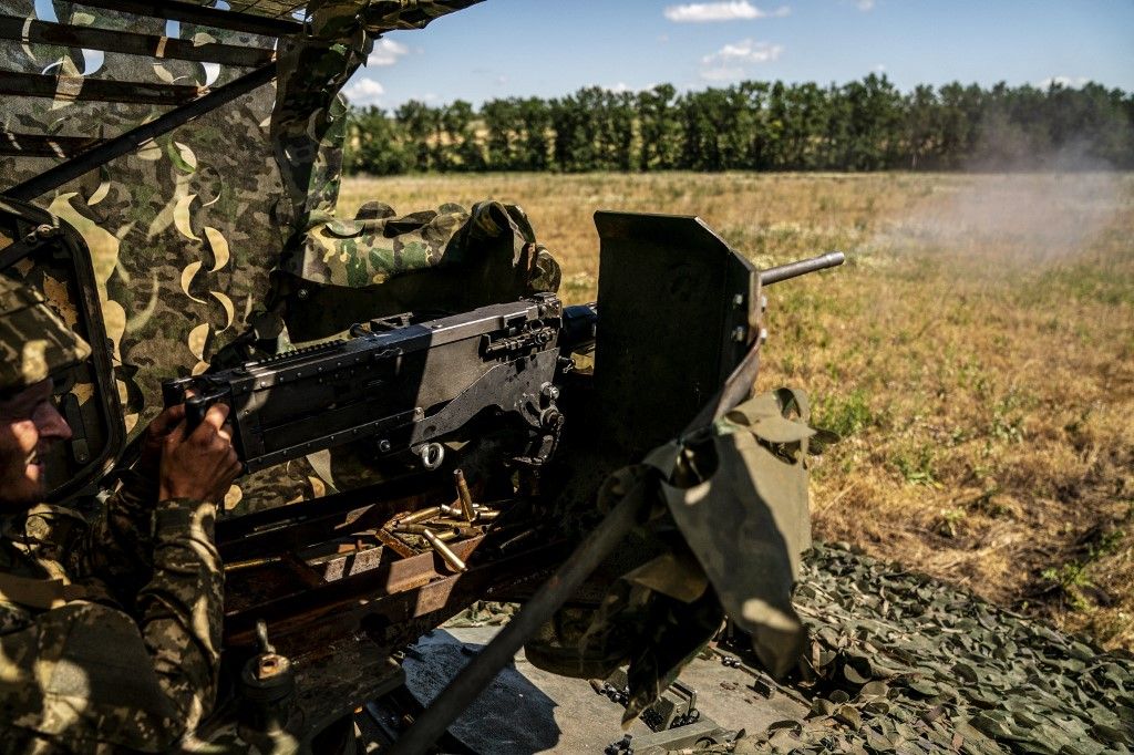 Ukrainian Army train with British and US weaponry in Donetsk Oblast
fegyver
orosz
ukrajna
