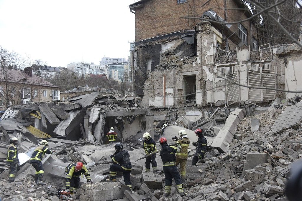 Russian ballistic missile attack on Kyiv
Drón
Krím
Ukrajna
Oroszország
légvédelem