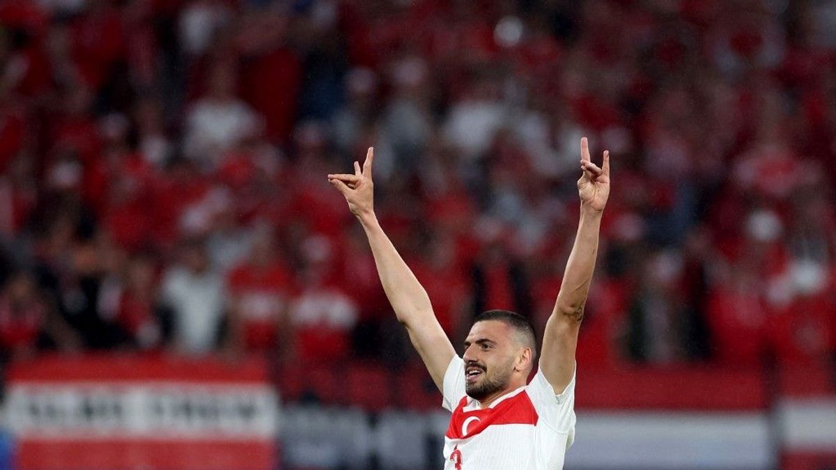 Váratlanul óriási bajba kerültek a német tanárok a török futballista megbüntetése miatt