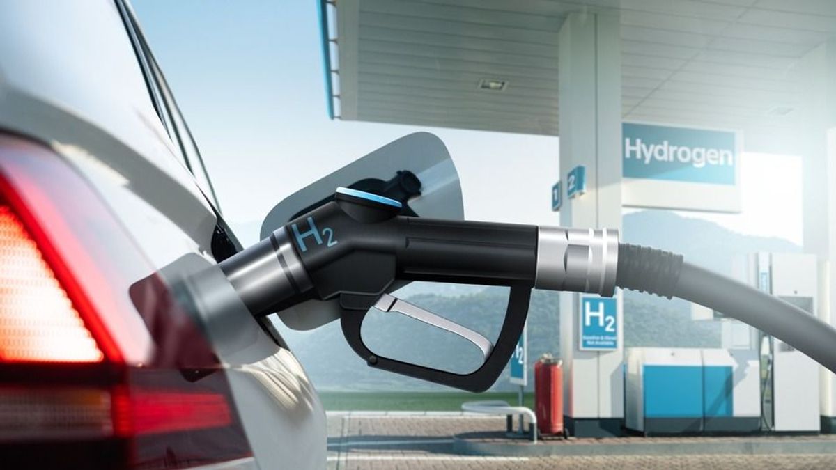 A Toyota és a BMW nem engedi el a hidrogénautót – közösen vinnék sikerre a technológiát