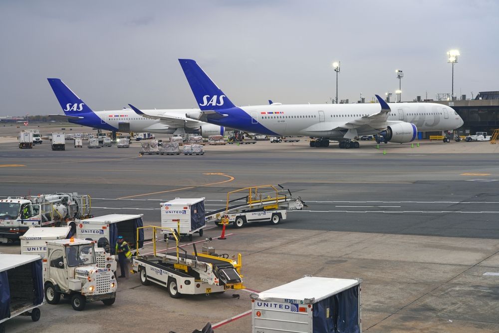 Newark,,Nj,-2,Nov,2021-,View,Of,An,Airplane,From