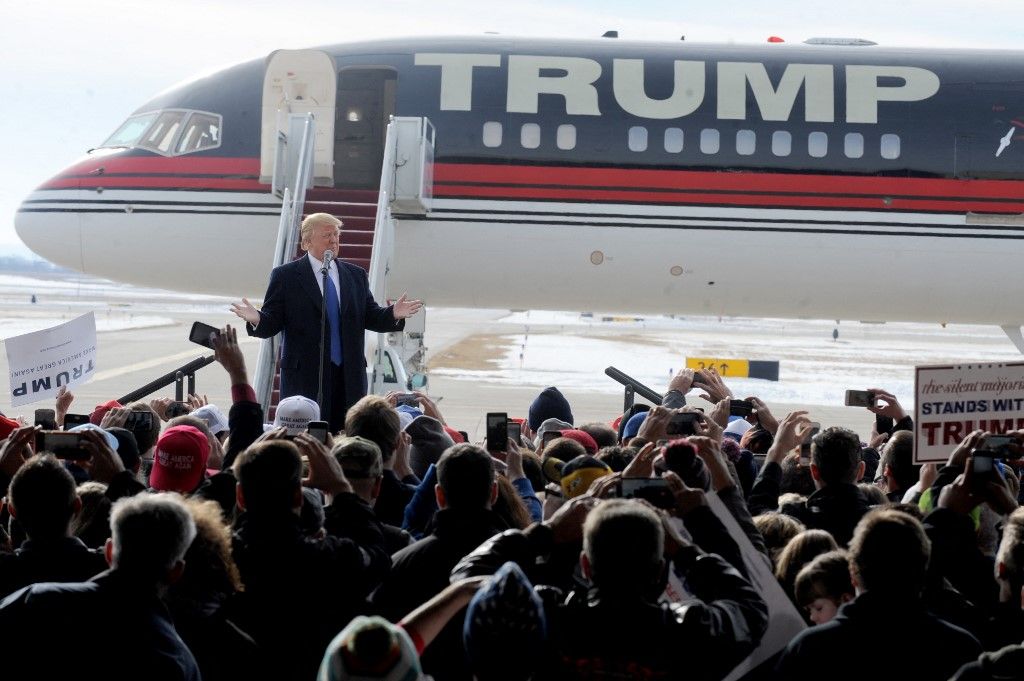 Trump rally in Iowa
magánrepülő