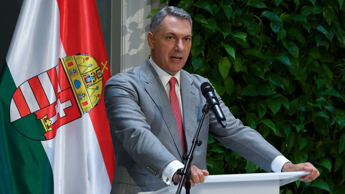 LÁZÁR János