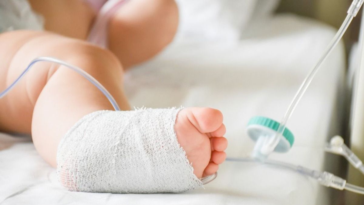 A beteg gyerekek súlyos tüneteket produkálnak, ha nem látogatják őket – de hol vannak a szülők?