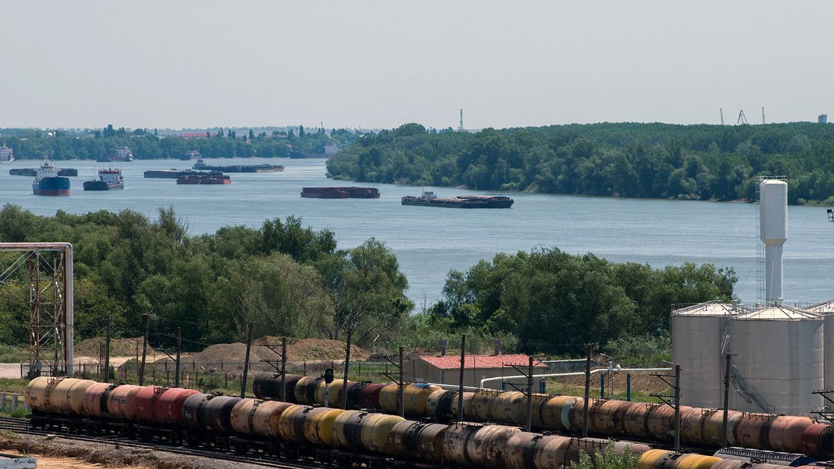 Sunflower Oil Supply Chain on The Constanta - Giurgiulesti Routing
kikötő