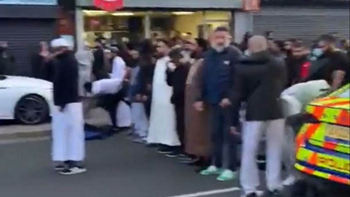 Egy lányt és egy nőt késelt meg London központjában egy férfi – videó