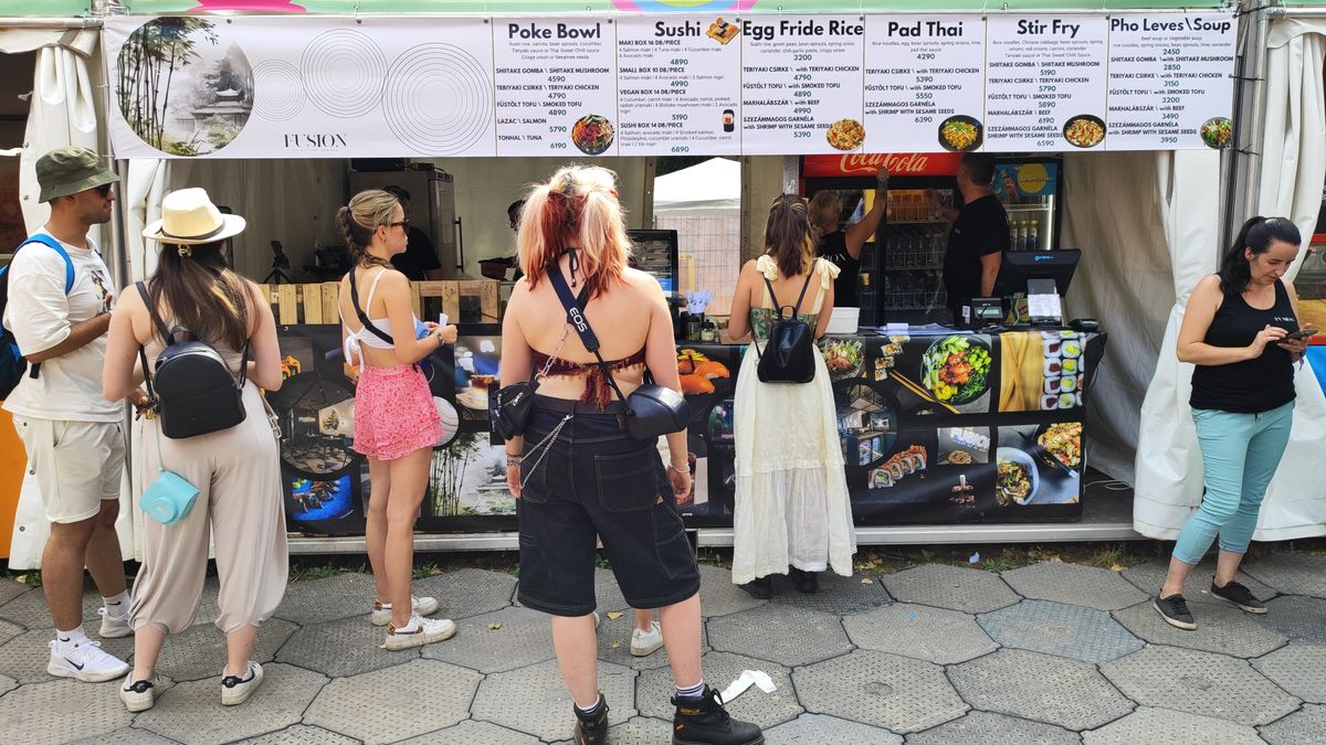 Megnéztük, mit és mennyiért lehet enni a Sziget Fesztiválon
