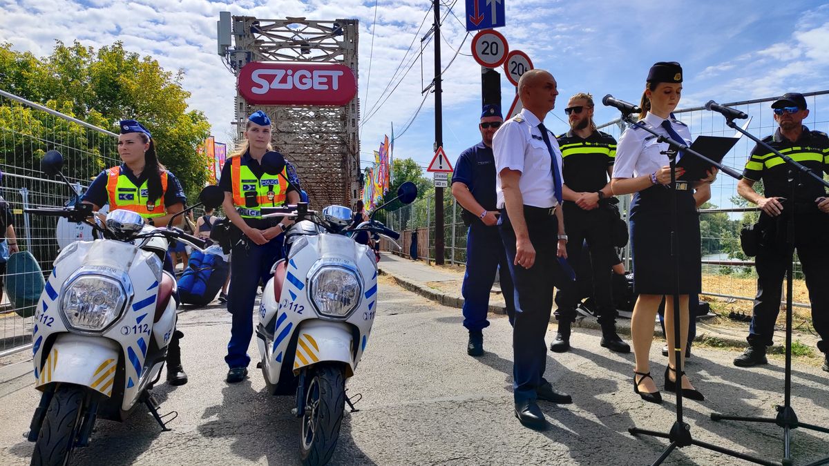 Sziget
rendőrség
Csécsi Soma
Bedő Beatrix