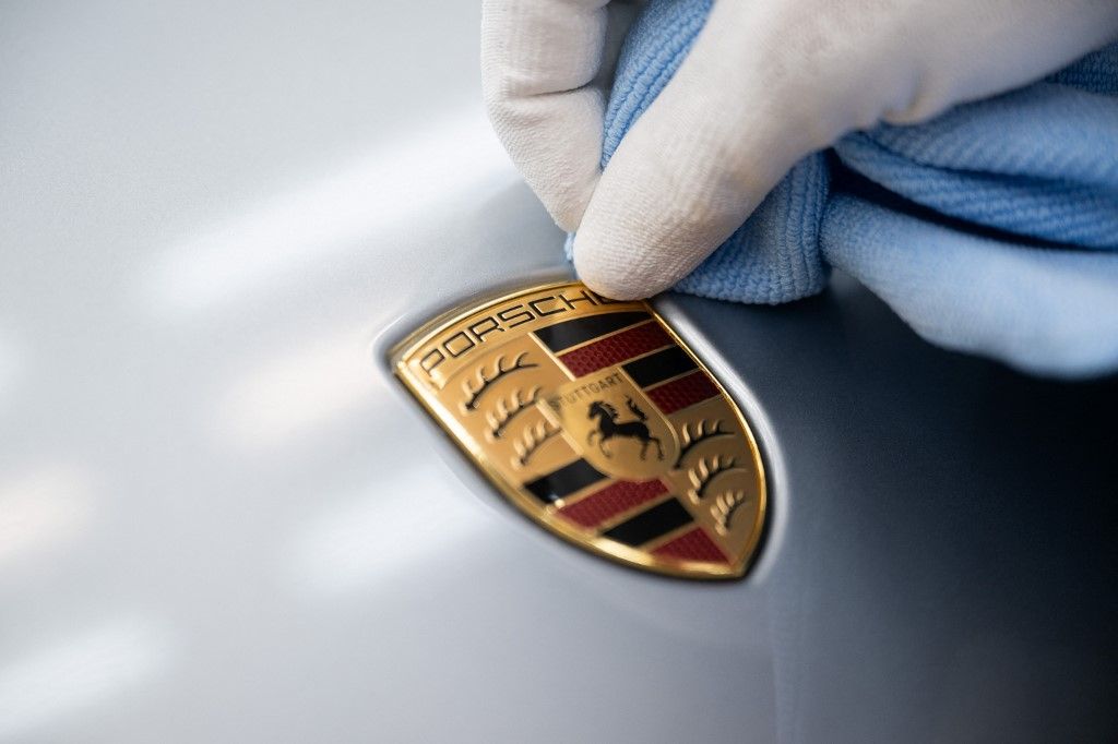 Porsche AG - Taycan production