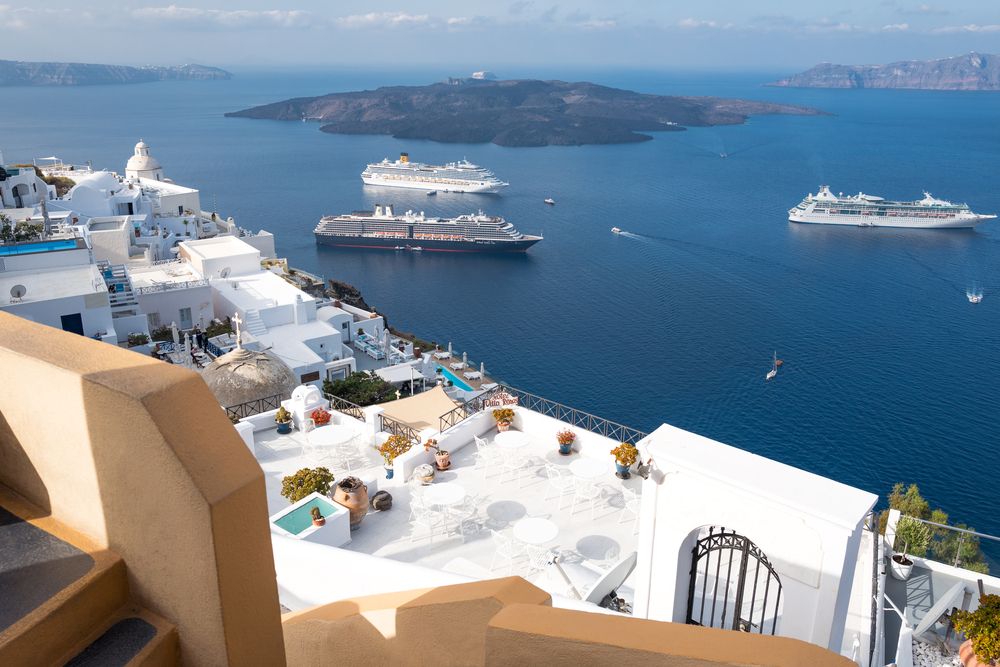 Santorini,,Greece,-,October,17,,2015:,Fira,,Panoramic,View,On